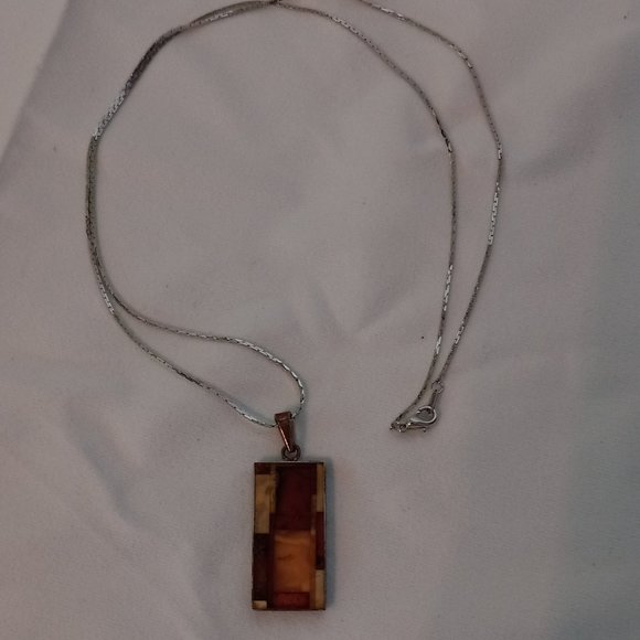 Vintage Baltic Amber Sterling Silver Pendant Neclace - Picture 5 of 6